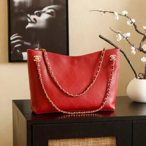 Channel 26c Spring Summer Collection 26c Chain Tote Bag