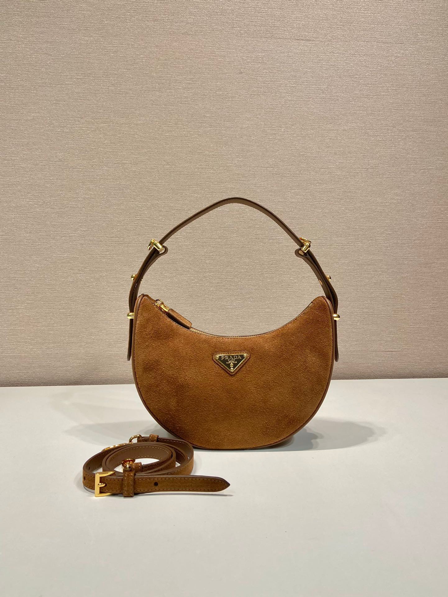 Retro-style Sling and Crossbody Saddle Bag - 图片 2