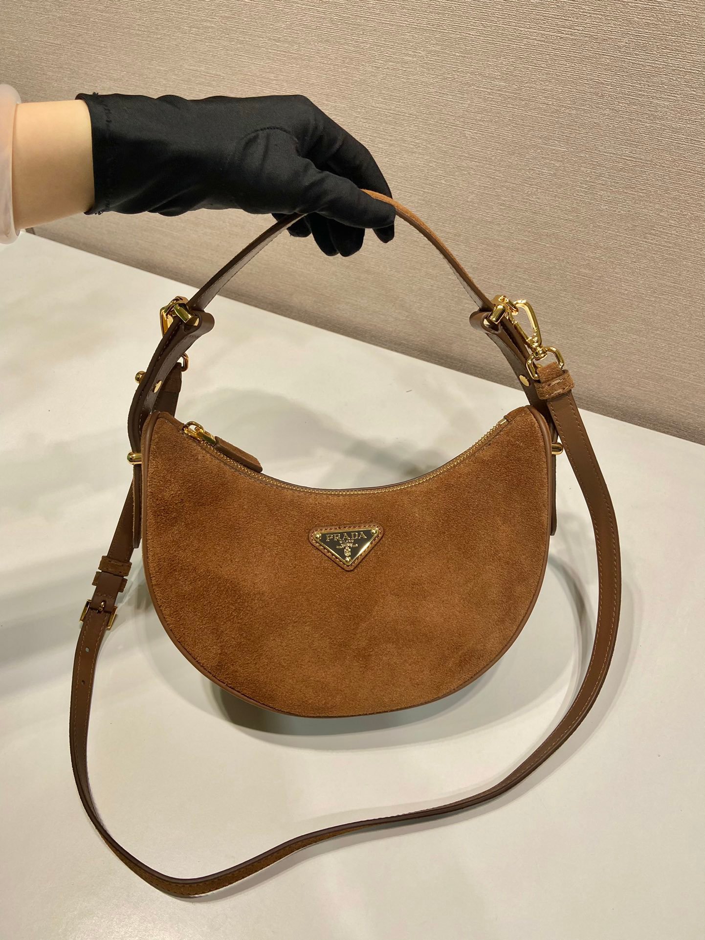 Retro-style Sling and Crossbody Saddle Bag - 图片 3