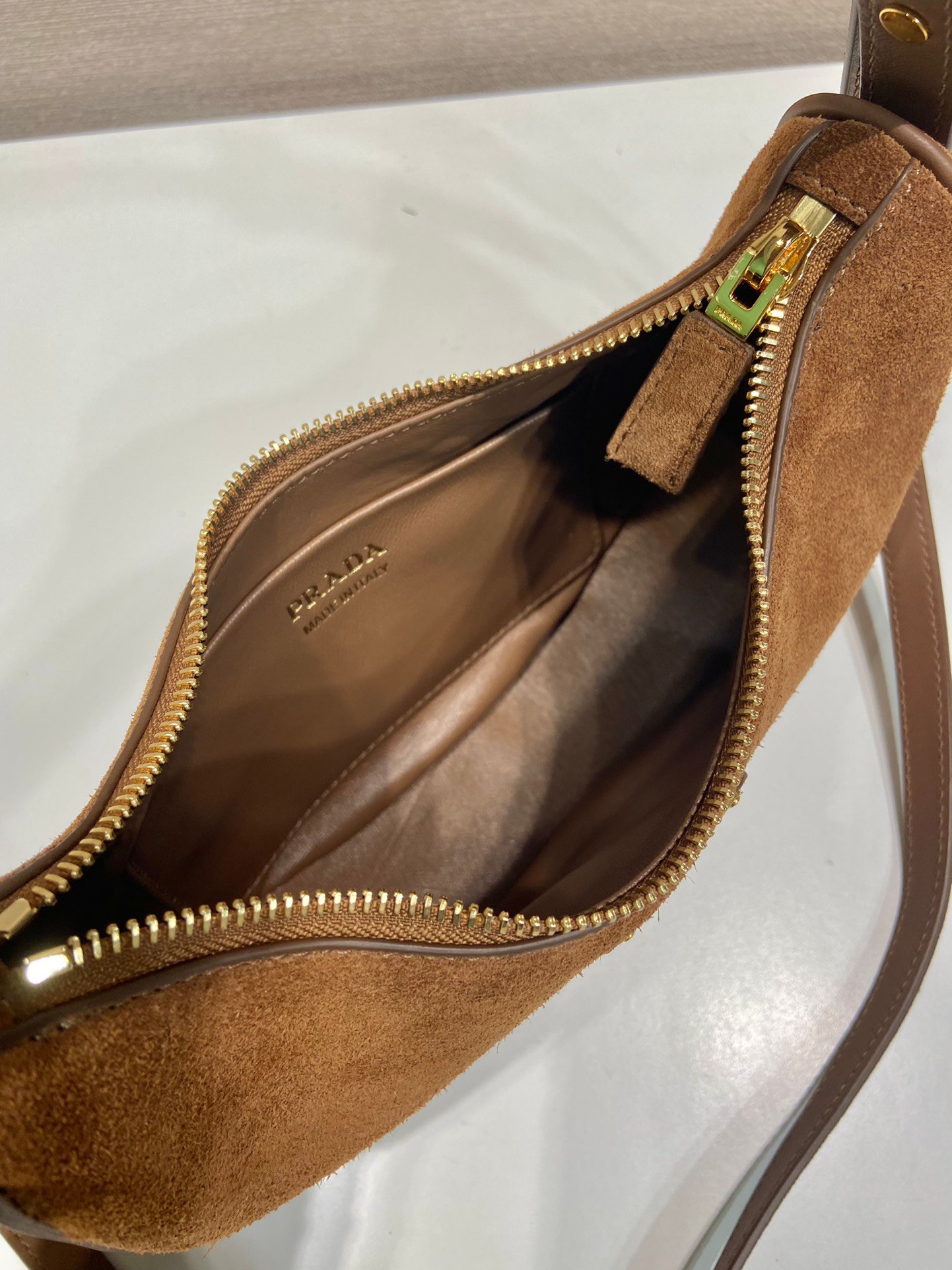 Retro-style Sling and Crossbody Saddle Bag - 图片 5