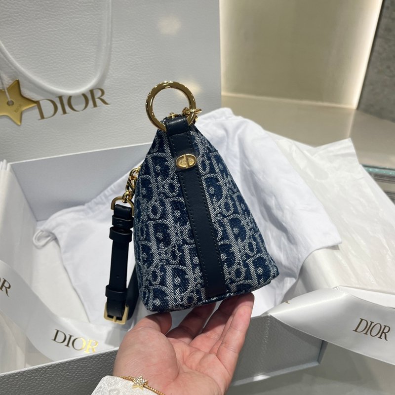 Star Hobo Backpack with Strap Across the Backside - 图片 4
