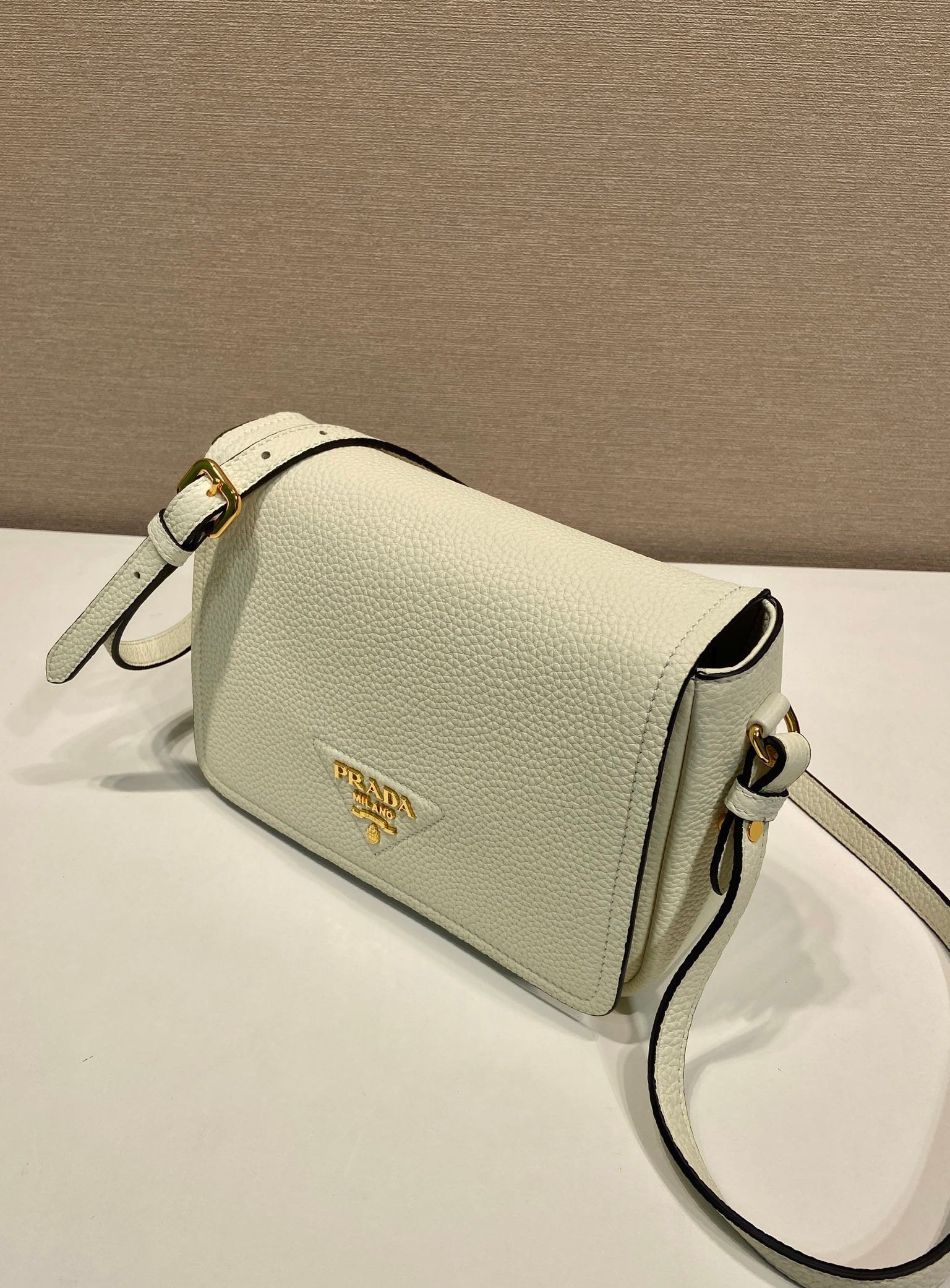 Double shoulder strap imported deer-skin patterned cowhide crossbody bag - 图片 4