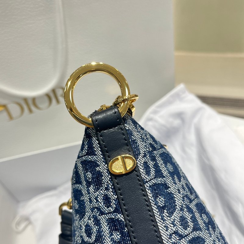 Star Hobo Backpack with Strap Across the Backside - 图片 5