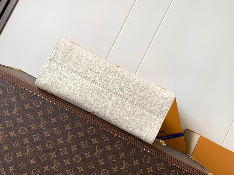 OnTheGo Medium Tote Bag - 图片 5