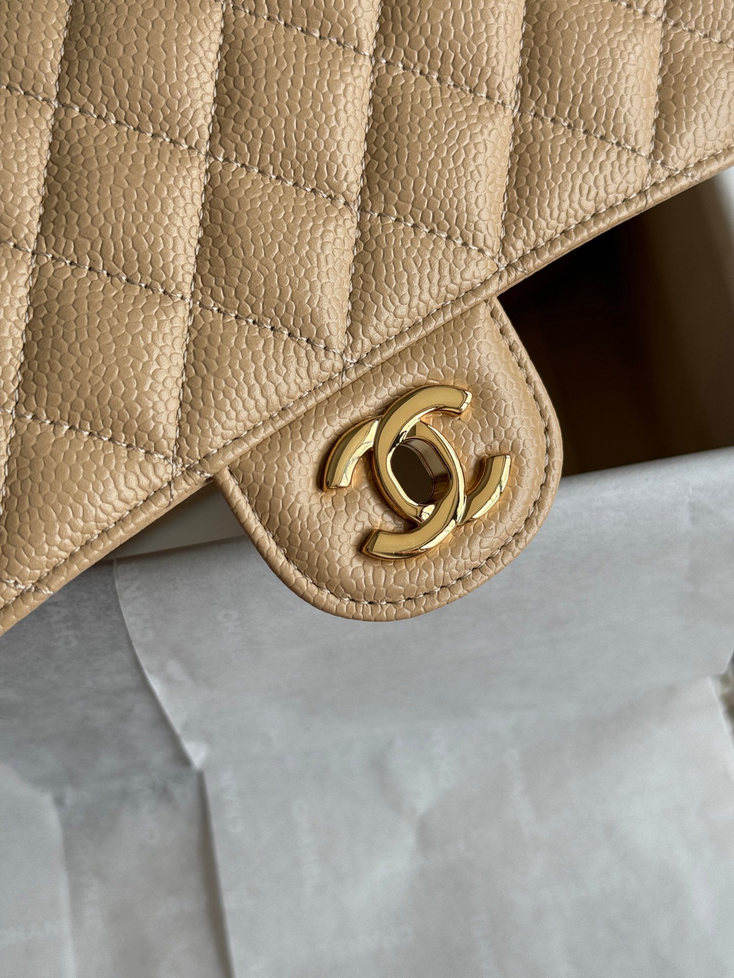 CHANEL CUF SERIES Lychee Pattern Classic Ball Bra Underwear Bag - 图片 7