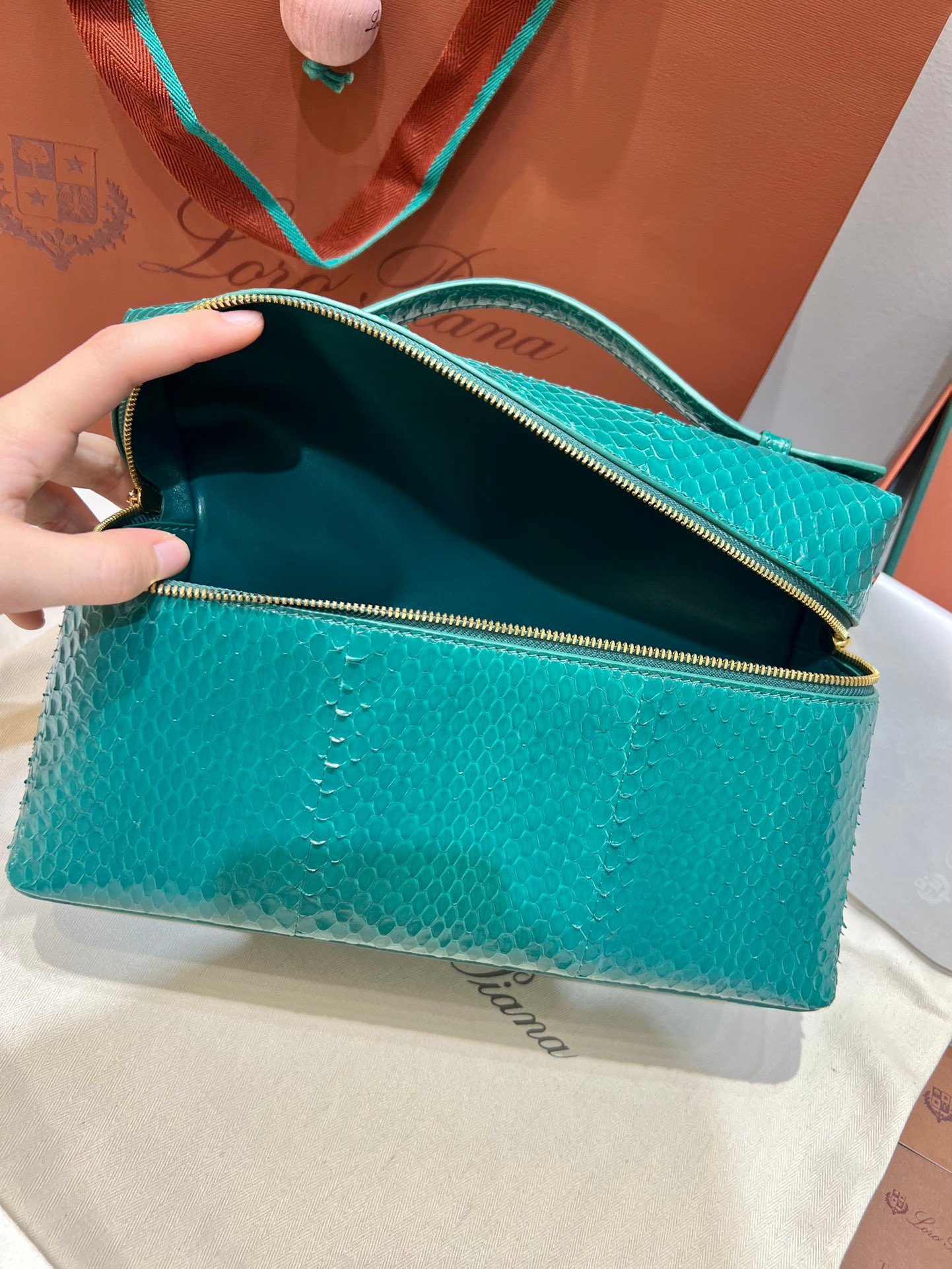 L27 Water Snake Skin Green Gold Studs Series Crossbody Bag - 图片 8