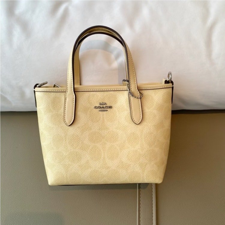 New Arrival of Coach Classic Monogram City15 Mini Tote Bag, High-Quality Version, Handheld Basket Style Crossbody Shoulder Bag for Women - 图片 13
