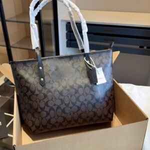 New COACH City33 Classic Monogram Tote Bag, Handheld Large-capacity Commuter Stylish Versatile Women's Handbag