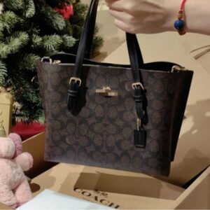 The new Mollie25 tote bag from Coach, a stylish, light-luxury versatile handbag, single-shoulder large-capacity commuter crossbody bag